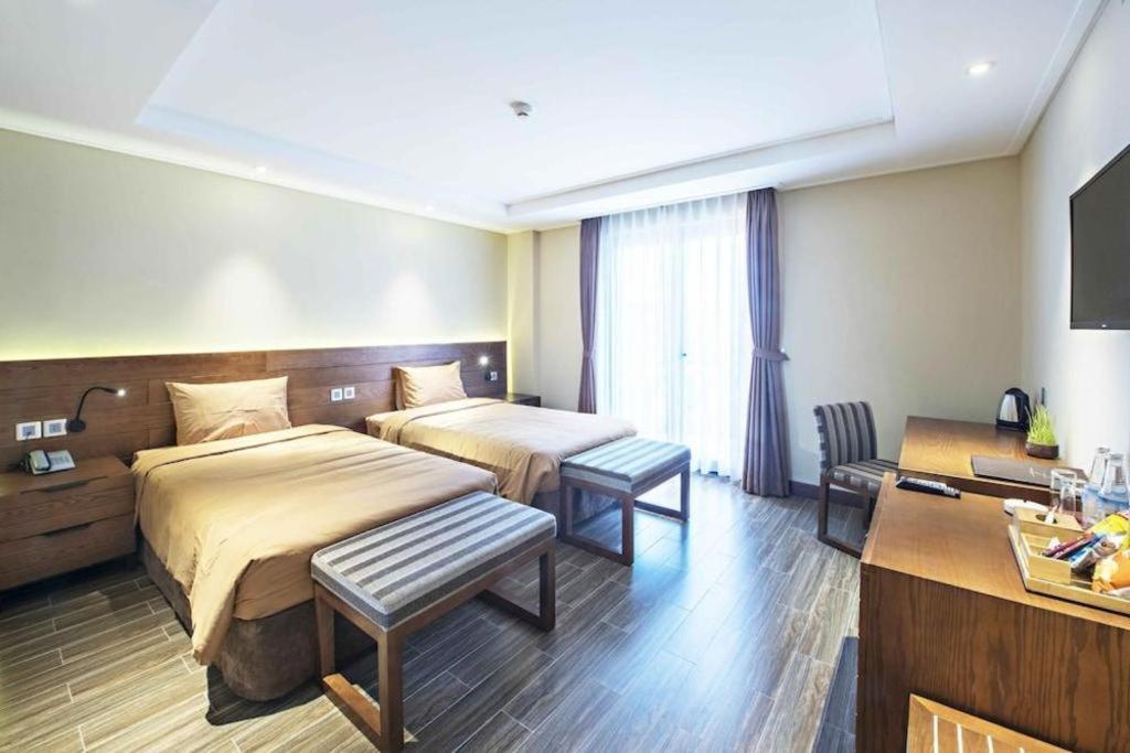Thang Loi Tam Dao Hotel エクステリア 写真